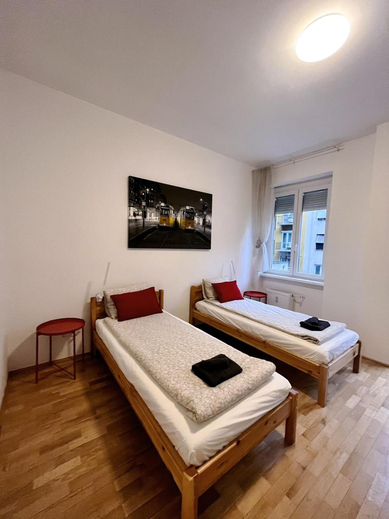 Boutique Family Apartment In The Heart Of City Budapest Luaran gambar