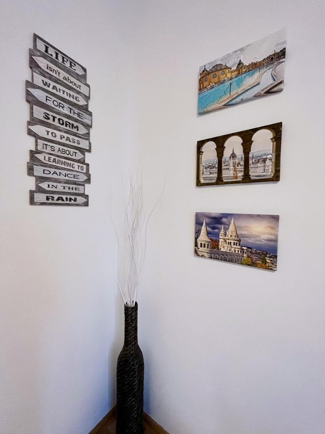 Boutique Family Apartment In The Heart Of City Budapest Luaran gambar